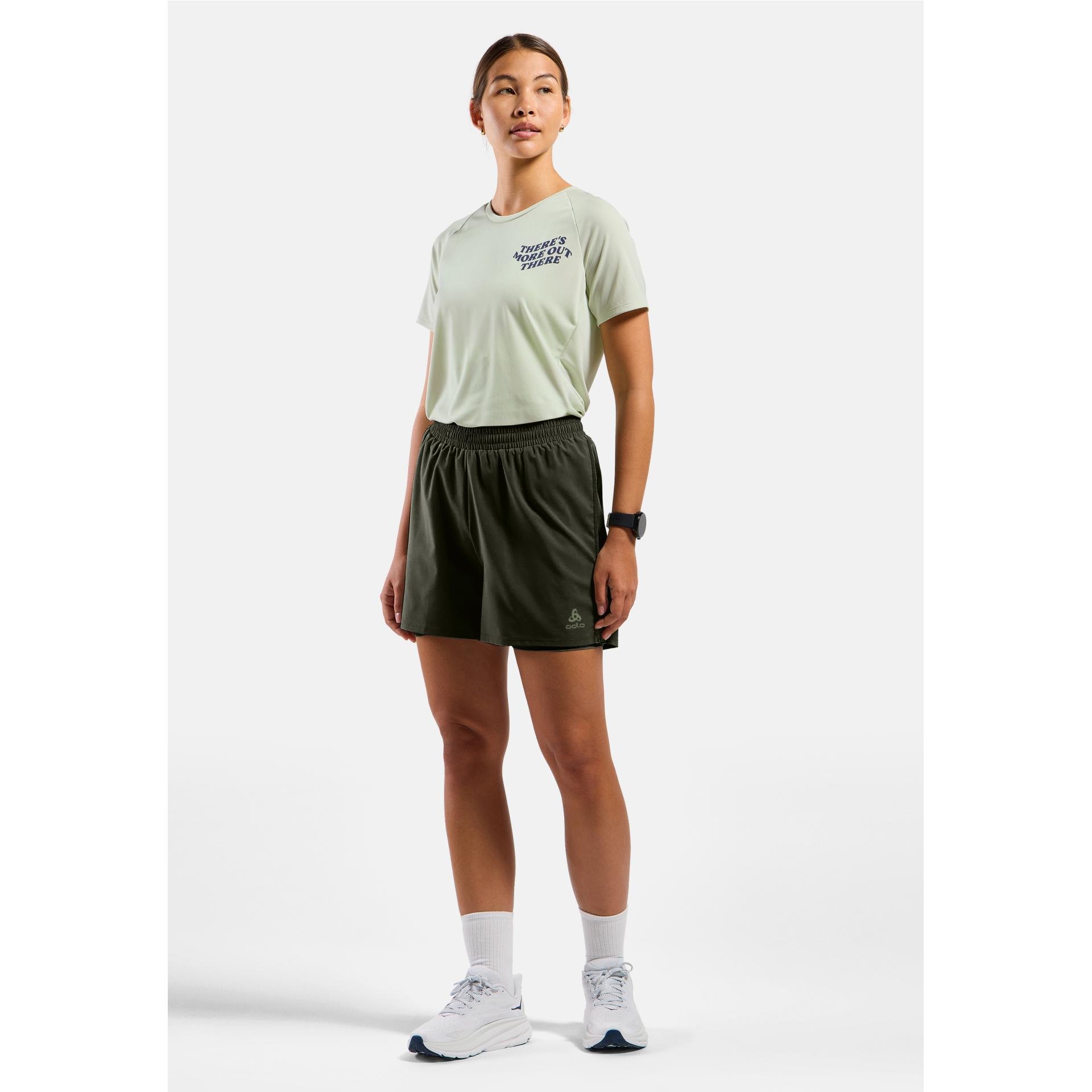 Odlo Essential 4 Inch 2-in-1 Short Damen