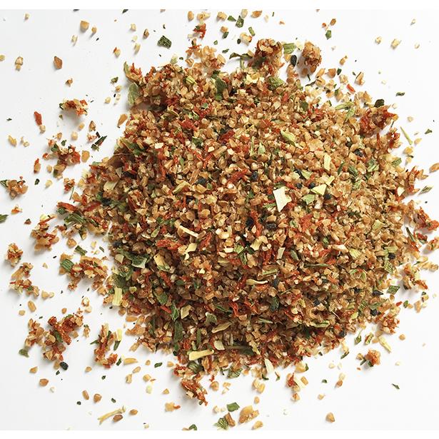 Kulinarisches Set mit Falafel, Tabouleh, Latkes