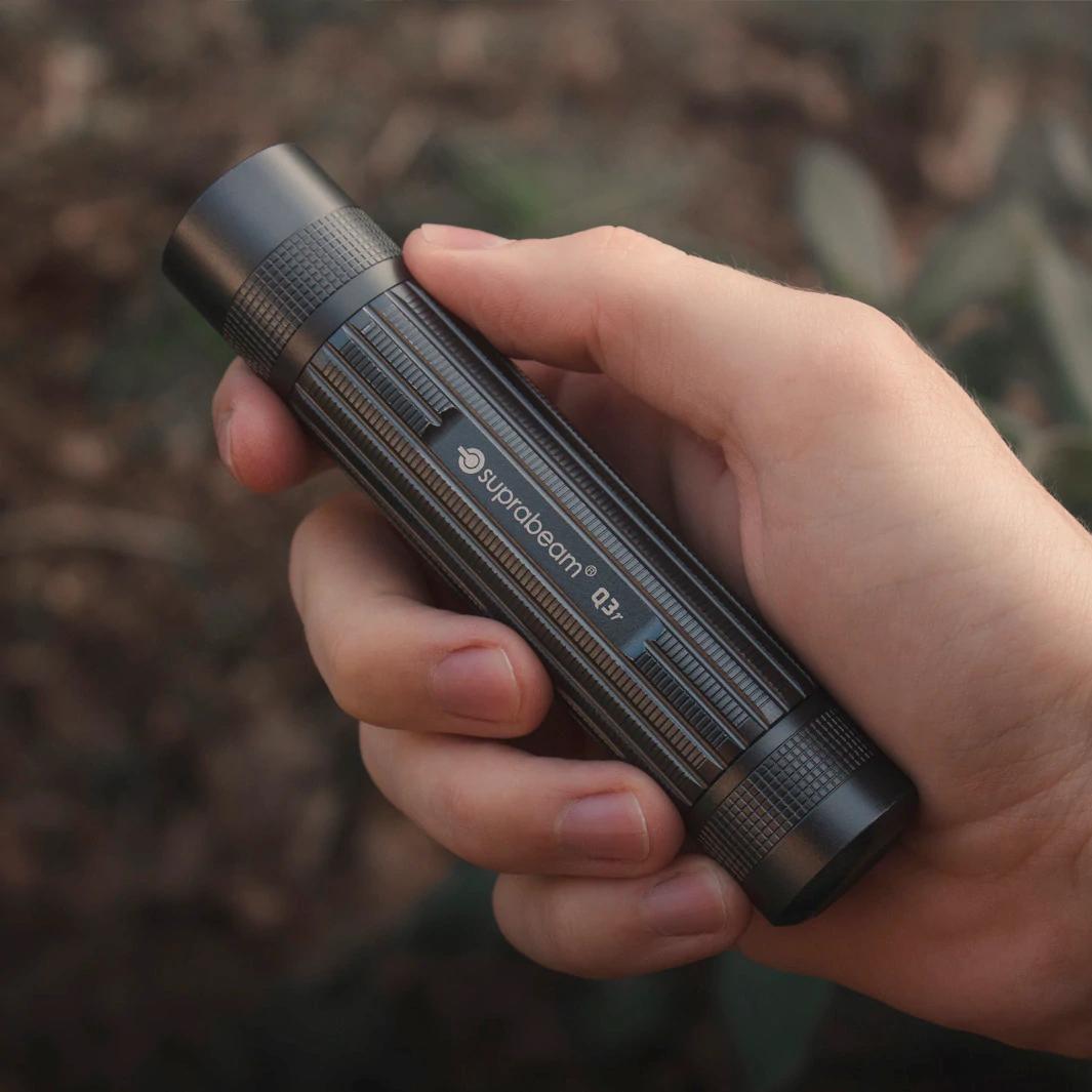 Torcia elettrica Q3r 1100 lm